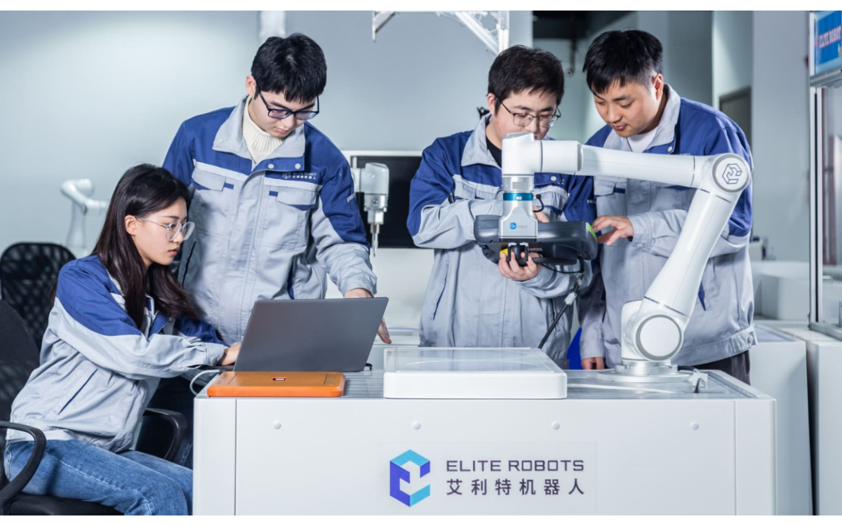 Automation for education: Cobots or ready-made automation systems are driving a new era of technical education